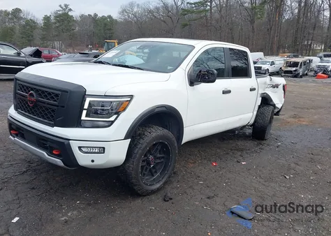 2023 Nissan Titan Pro-4X 4X4 z USA, uszkodzony, nr VIN 1N6AA1ED4PN113883